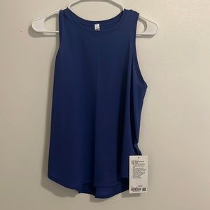 Lululemon tank
